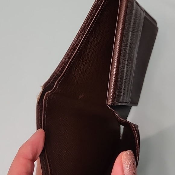 Louis Vuitton Damier Ebene Men's Wallet - Picture 8 of 10